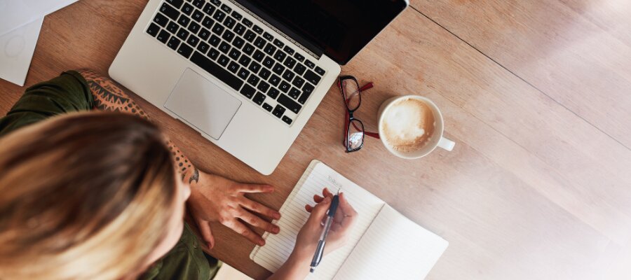 Romaanin kirjoittamisen viikonloppukurssi